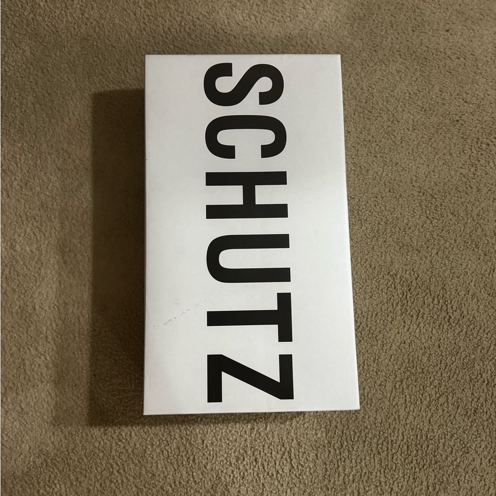 Elysee Up Boot ( brand new )